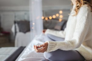 meditating to relieve holiday anxiety