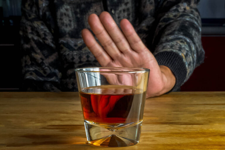 How to Safely Taper Off Alcohol Alcohol Detox Programs